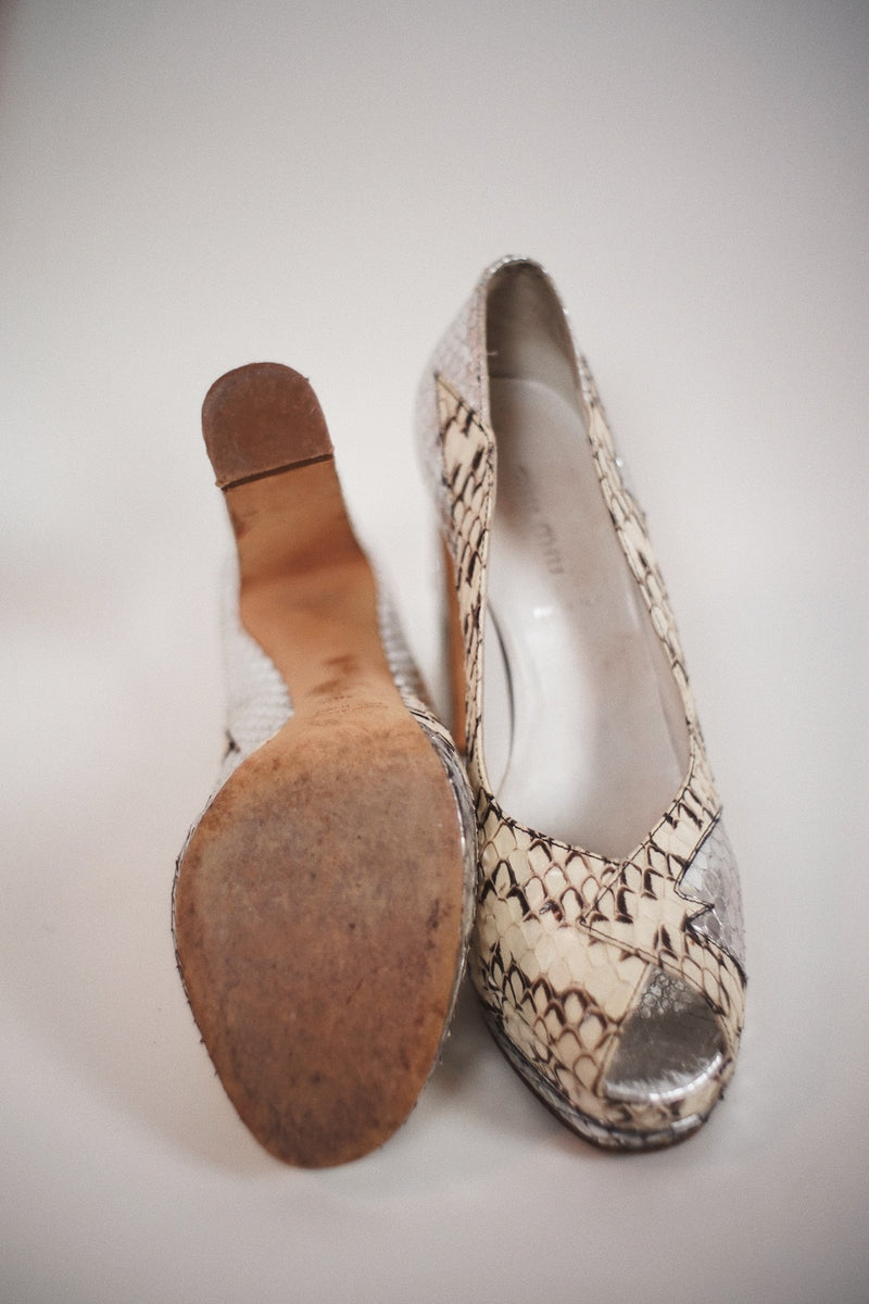 靴 Archive miu miu square toe Python pumps Archive miu miu square toe Python pumps - メルカリ