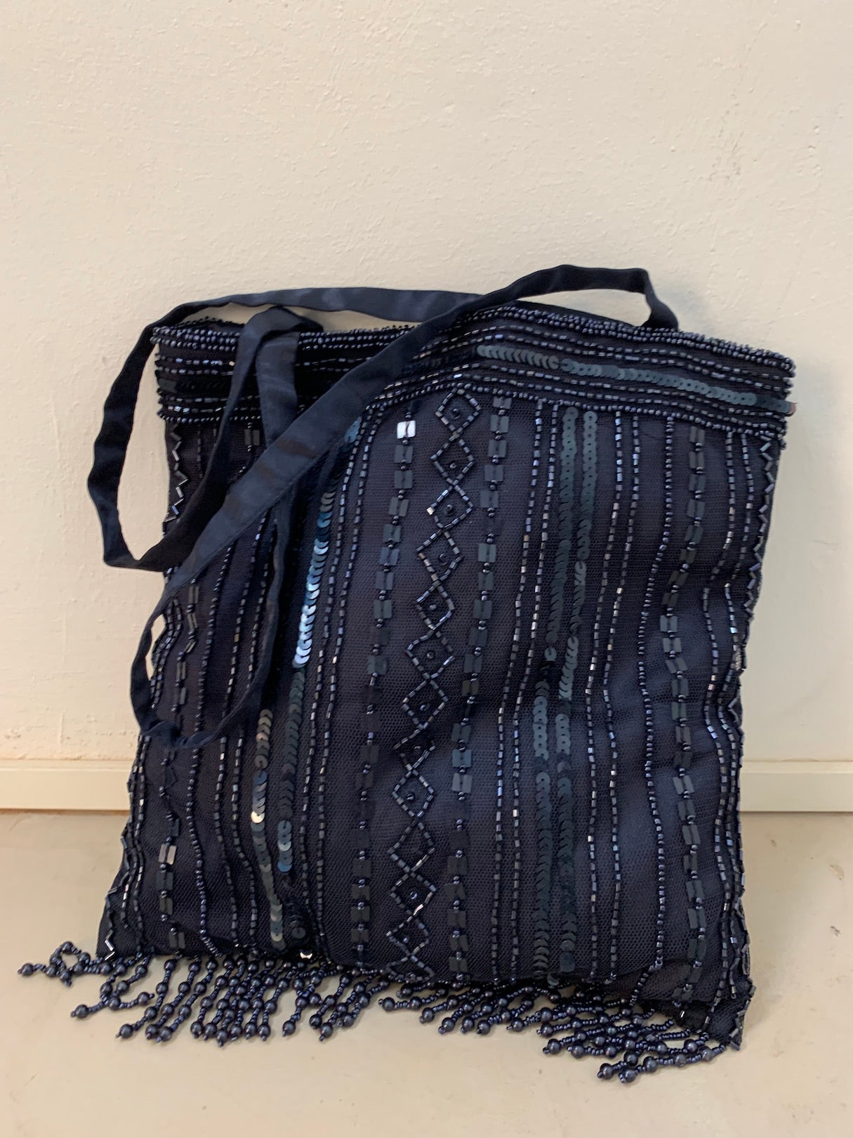 Vintage satin and beads bag