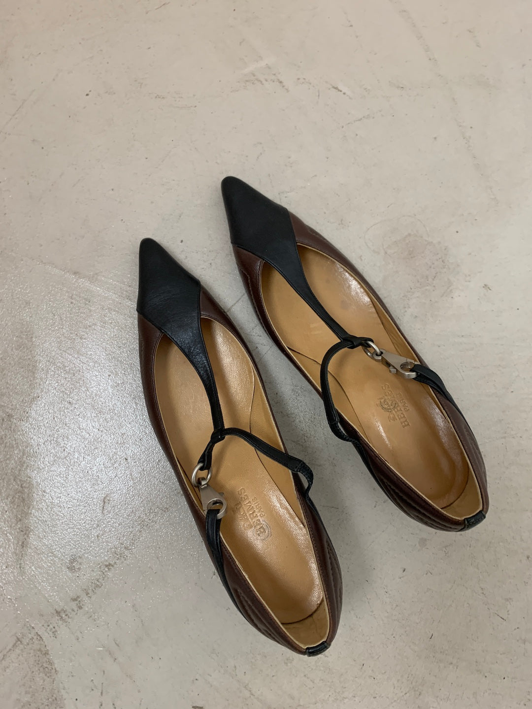 Hermès kitten heel shoes