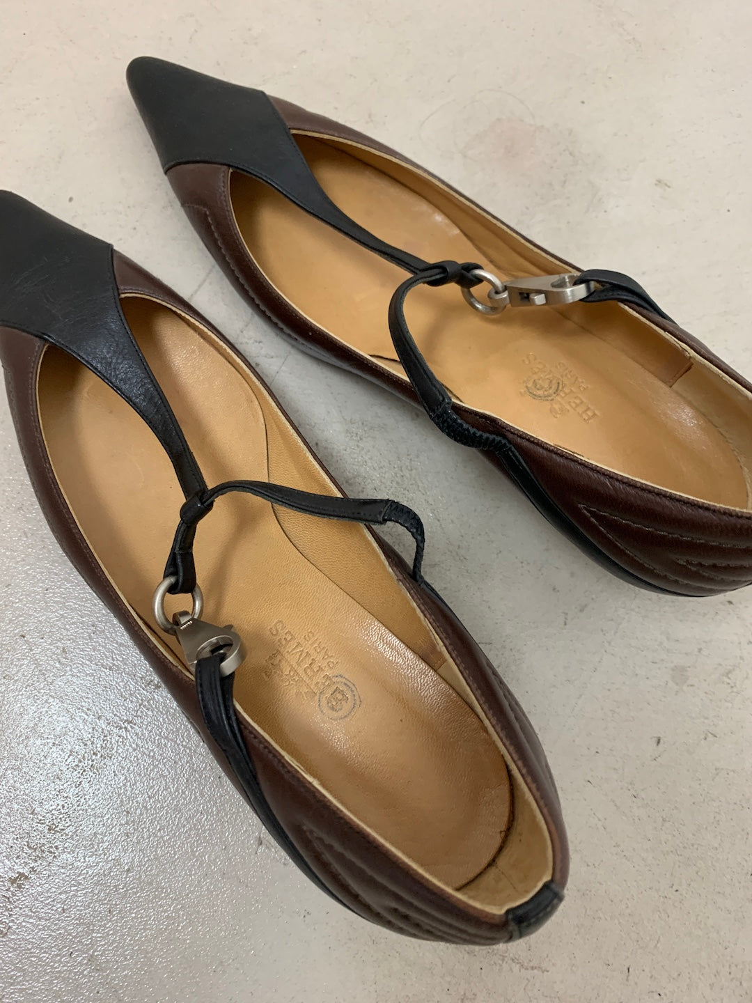 Hermès kitten heel shoes